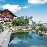 Bussjaegerhof * Böbing