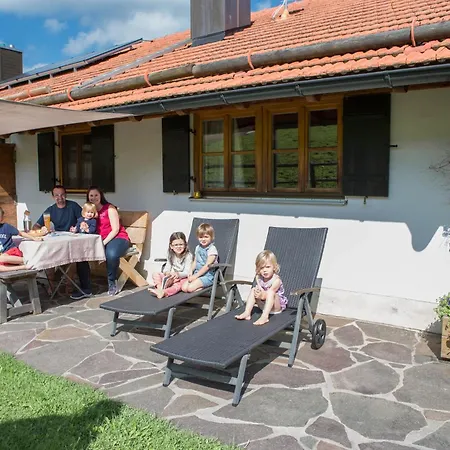 Bussjaegerhof Farm stay *