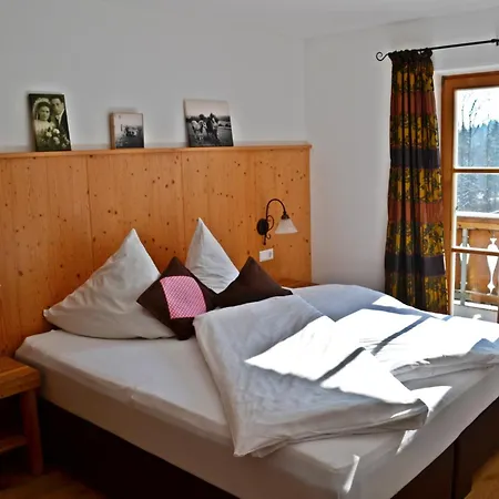 Bussjaegerhof Alojamento de Turismo Rural Böbing