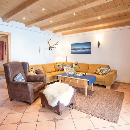 Farm stay Bussjaegerhof *